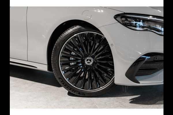 Mercedes-Benz E-Klasse 400 e 4-M AMG Luchtvering|Achterasbesturing|Superscreen|Keyless|Stoelkoeling|HUD|Digital Light