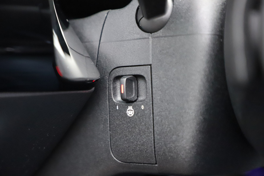 Mercedes-Benz B-Klasse 250e Luxury Line | 218PK | Keyless-go | Sfeerverlichting | ACC | Stuurwielverw. | Standkachel | 2024.