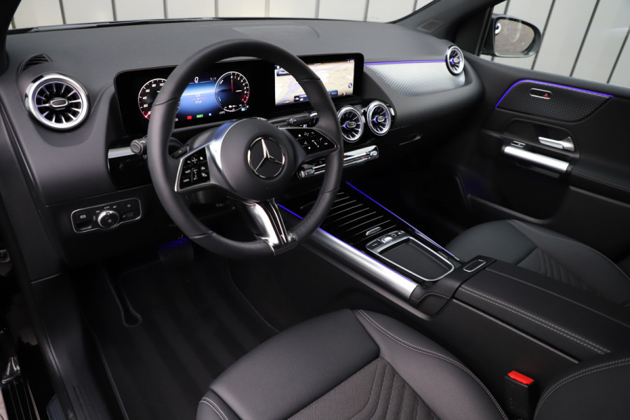 Mercedes-Benz B-Klasse 250e Luxury Line | 218PK | Keyless-go | Sfeerverlichting | ACC | Stuurwielverw. | Standkachel | 2024.