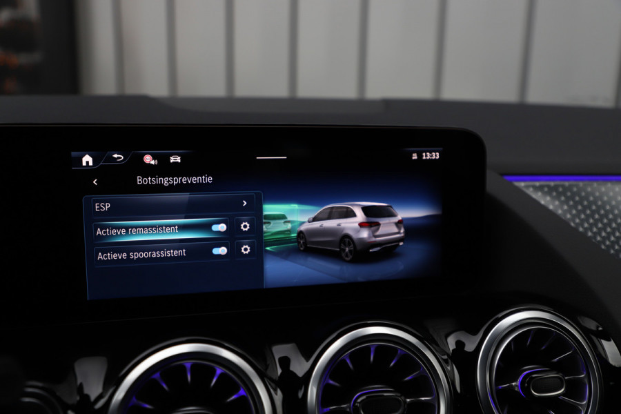 Mercedes-Benz B-Klasse 250e Luxury Line | 218PK | Keyless-go | Sfeerverlichting | ACC | Stuurwielverw. | Standkachel | 2024.