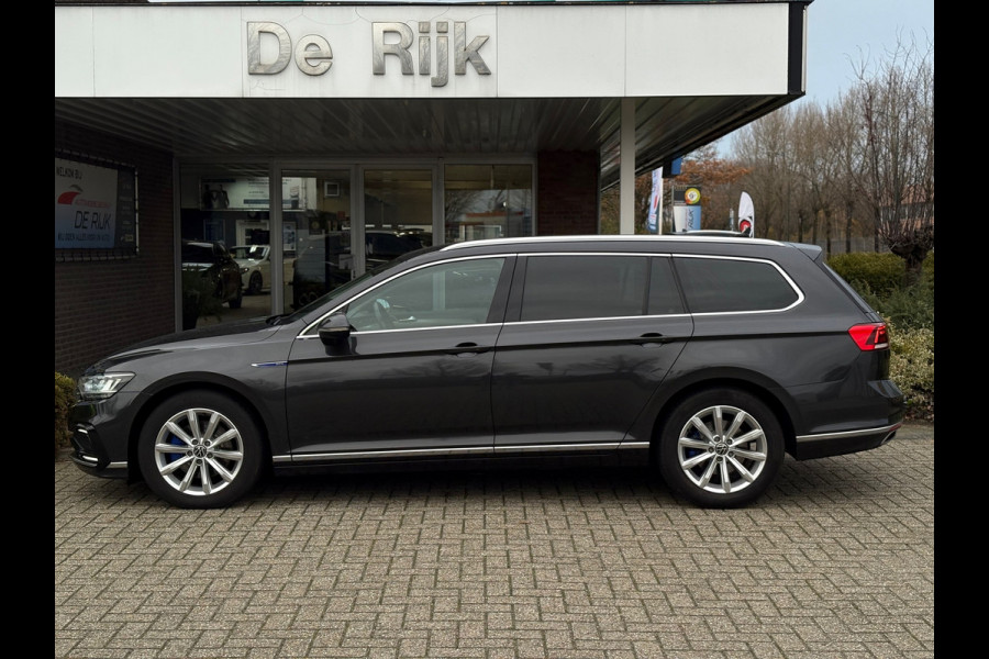 Volkswagen Passat Variant 1.4 TSI PHEV GTE Business | Navi, ACC, Head-Up, Camera, Stoelverw., Climate, Trekhaak, App Connect |