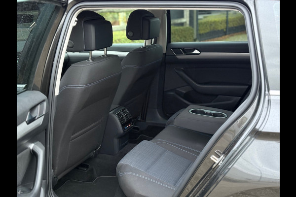 Volkswagen Passat Variant 1.4 TSI PHEV GTE Business | Navi, ACC, Head-Up, Camera, Stoelverw., Climate, Trekhaak, App Connect |