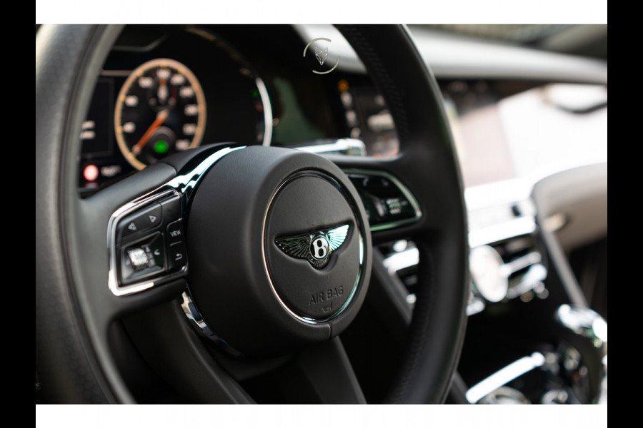 Bentley Flying Spur 4.0 V8 Exclusive|Mulliner|Blackline|Naim Sound