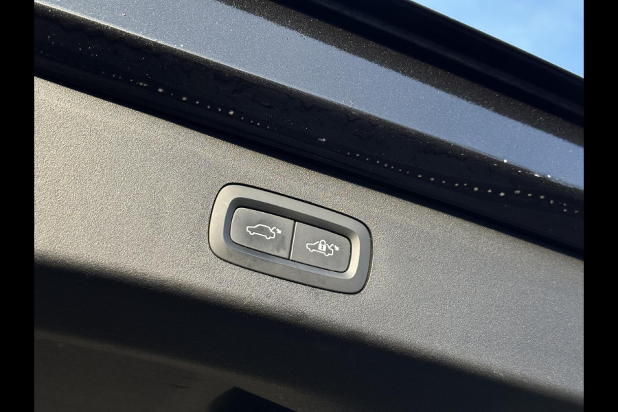 Lynk & Co 01 1.5 Panoramadak Premium Audio Keyless Dodehoek 20''LM