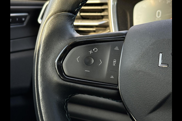 Lynk & Co 01 1.5 Panoramadak Premium Audio Keyless Dodehoek 20''LM