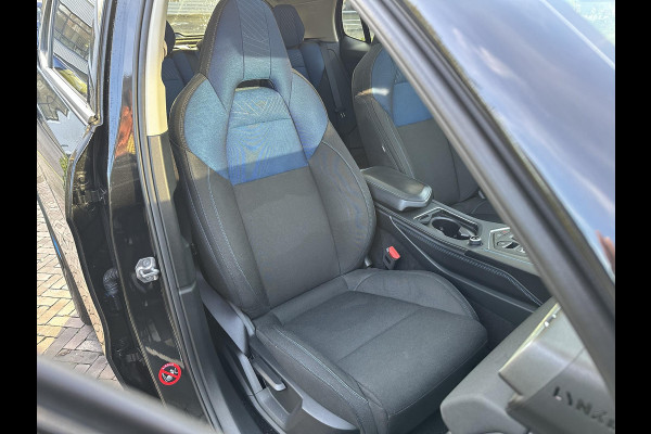 Lynk & Co 01 1.5 Panoramadak Premium Audio Keyless Dodehoek 20''LM