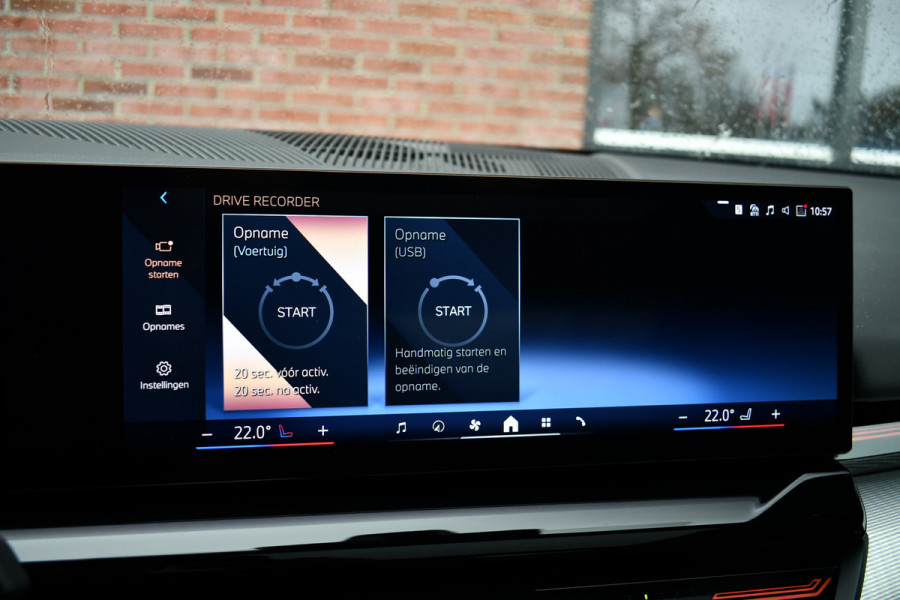 BMW 5 Serie 530e M-Sport Pano ACC 360 H/K Stoel-vent Brooklyngrau