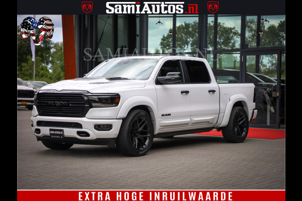 Dodge Ram 1500 Laramie Sport | V8 5,7 402 HP | Krachtige Hemi | Panorama Dak | 12' Scherm | Comfortabele Dubbele Cabine met Royale 5 Zitplaatsen | BPM vrij | Nu Leverbaar uit Voorraad | Voorraad Nr 2526-41272