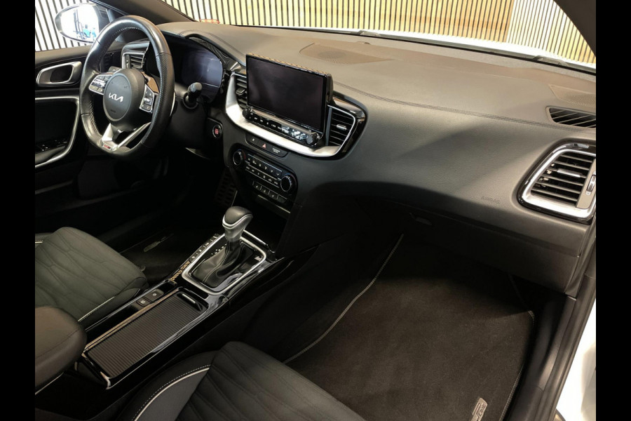 Kia ProCeed 1.5 T-GDi GT-PlusLine|160PK|DIGITAL COCKPIT|PANO|ACC|KEYLESS|JBL|STOEL-,STUURVERW.|CAMERA|CARPLAY|INCL. BTW|1e EIG.|