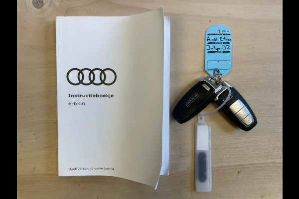 Audi e-tron 50 Quattro S edition 71 kWh|SPECIALE KLEUR|VOL LEDER|PANO|ACC|MEMORY|CARPLAY|NL-AUTO|NAP|INCL. BTW|1e EIG|.