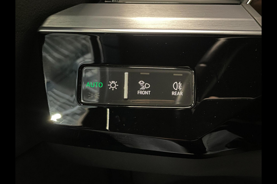 Audi e-tron 50 Quattro S edition 71 kWh|SPECIALE KLEUR|VOL LEDER|PANO|ACC|MEMORY|CARPLAY|NL-AUTO|NAP|INCL. BTW|1e EIG|.