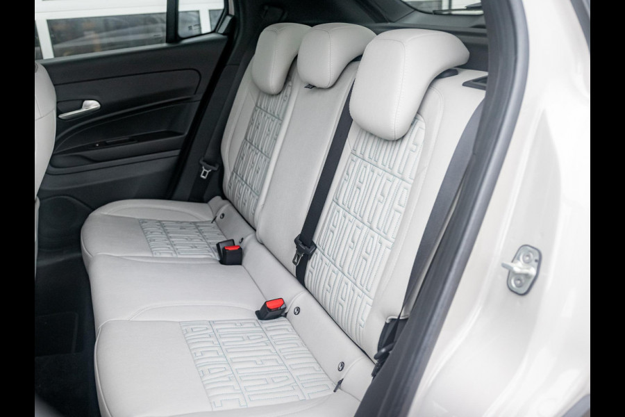 Fiat 600 1.2 Hybrid 110pk La Prima | Leder | Stoelmassage | Camera | Carplay | Adapt. Cruise | Winter Pack