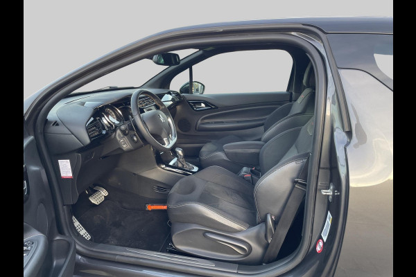 DS DS 3 1.2 PureTech Performance Line | Trekhaak | AUTOMAAT