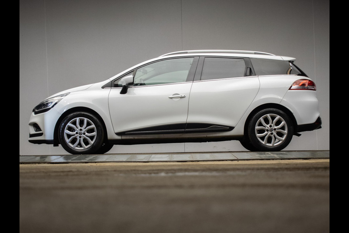 Renault Clio Estate 0.9 TCe Intens Sport (NAVI,CLIMATE,CRUISE,PDC,GETINT,BLUETOOTH,ELEKTRISCH PAKKET,SPORTSTOELEN,LM VELGEN)