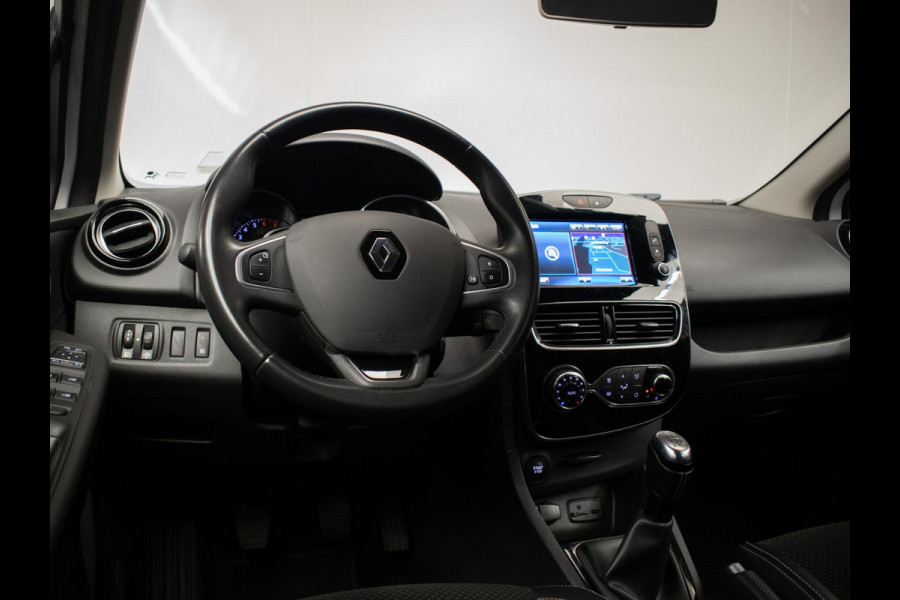 Renault Clio Estate 0.9 TCe Intens Sport (NAVI,CLIMATE,CRUISE,PDC,GETINT,BLUETOOTH,ELEKTRISCH PAKKET,SPORTSTOELEN,LM VELGEN)