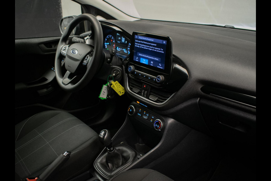 Ford Fiesta 1.0 EcoBoost Connected Sport (APPLECARPLAY,NAVI,CRUISE,LED,BLACK EDITION,DRIVE MODES,SPORTSTOELEN,NETTE STAAT)