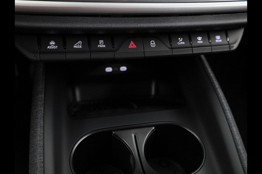 Škoda Elroq 85 Business Edition Tour 286 pk | Trekhaak | Adaptive Cruise | Blind Spot | Stoelverwarming | Donkere ramen