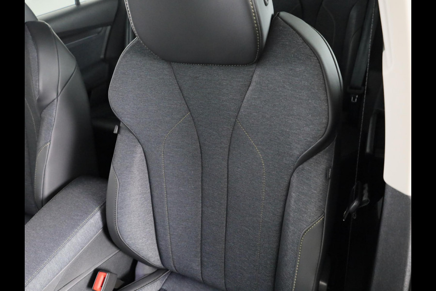 Škoda Elroq 85 Business Edition Tour 286 pk | Trekhaak | Adaptive Cruise | Blind Spot | Stoelverwarming | Donkere ramen