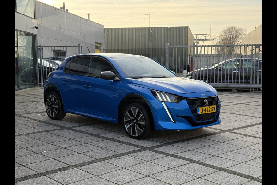 Peugeot e-208 EV GT 350 50 kWh | Panorama | Camera | Stoelverwarming |