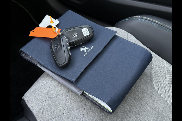 Peugeot e-208 EV GT 350 50 kWh | Panorama | Camera | Stoelverwarming |