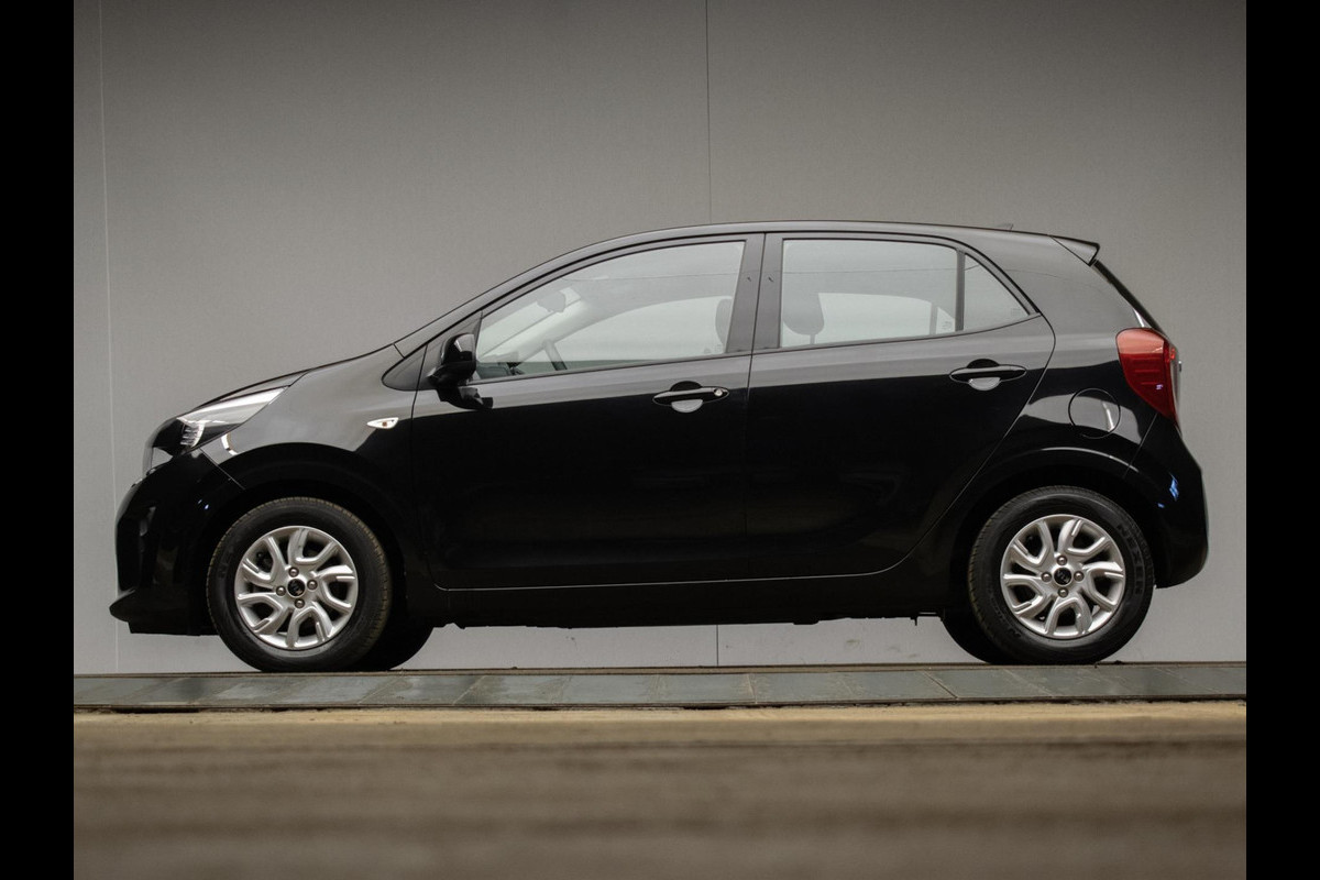 Kia Picanto 1.0 CVVT ComfortPlusLine Navigator Sport (APPLE CARPLAY,NAVI,CAMERA,DAB,ELEKTRISCH PAKKET,SPORTSTOELEN, LM VELGEN)