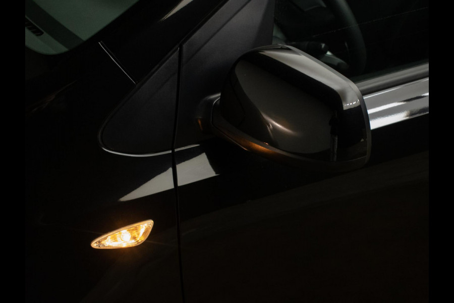 Kia Picanto 1.0 CVVT ComfortPlusLine Navigator Sport (APPLE CARPLAY,NAVI,CAMERA,DAB,ELEKTRISCH PAKKET,SPORTSTOELEN, LM VELGEN)