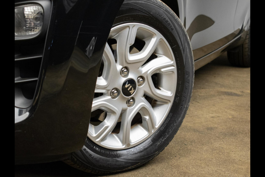 Kia Picanto 1.0 CVVT ComfortPlusLine Navigator Sport (APPLE CARPLAY,NAVI,CAMERA,DAB,ELEKTRISCH PAKKET,SPORTSTOELEN, LM VELGEN)