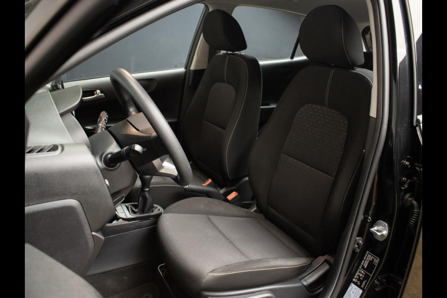 Kia Picanto 1.0 CVVT ComfortPlusLine Navigator Sport (APPLE CARPLAY,NAVI,CAMERA,DAB,ELEKTRISCH PAKKET,SPORTSTOELEN, LM VELGEN)