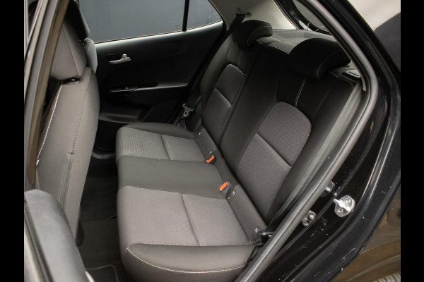 Kia Picanto 1.0 CVVT ComfortPlusLine Navigator Sport (APPLE CARPLAY,NAVI,CAMERA,DAB,ELEKTRISCH PAKKET,SPORTSTOELEN, LM VELGEN)