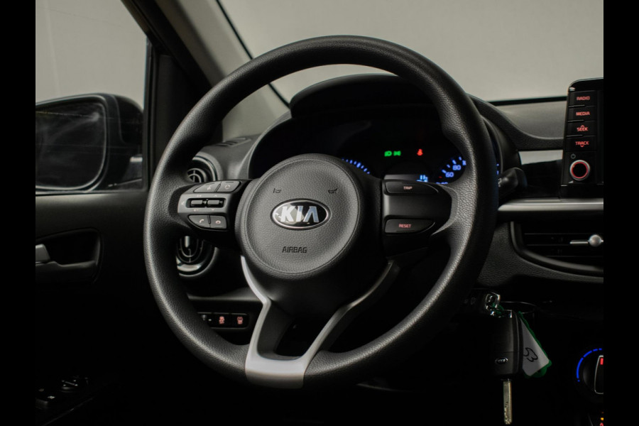 Kia Picanto 1.0 CVVT ComfortPlusLine Navigator Sport (APPLE CARPLAY,NAVI,CAMERA,DAB,ELEKTRISCH PAKKET,SPORTSTOELEN, LM VELGEN)