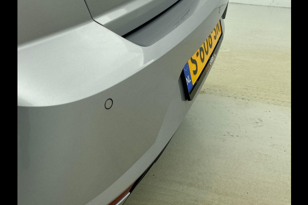 Seat Ibiza 1.0 EcoTSI Style Business Connect | Navigatie | Apple Carplay/Android Auto | Parkeersensoren | Cruise Control | Stoelverwarming | Virtual Cockpit | Lichtmetalen velgen | Climate Control