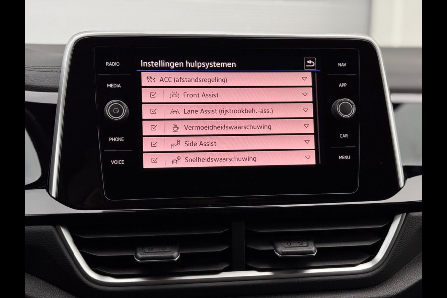 Volkswagen T-Roc 1.5 TSI 3x R-Line AppleCarPlay/Camera/Blindspot