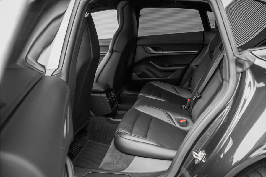 Porsche Taycan Cross Turismo 4 93 kWh Luchtvering Pano HUD Bose 1e Eig Ori NL