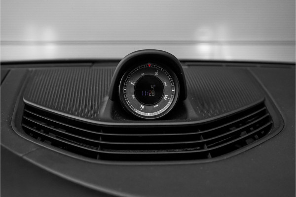 Porsche Taycan Cross Turismo 4 93 kWh Luchtvering Pano HUD Bose 1e Eig Ori NL