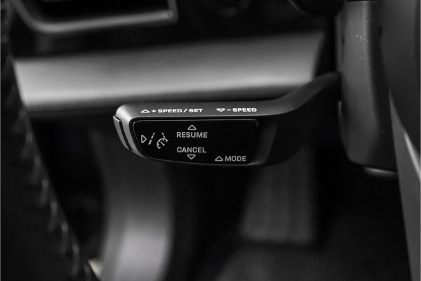 Porsche Taycan Cross Turismo 4 93 kWh Luchtvering Pano HUD Bose 1e Eig Ori NL