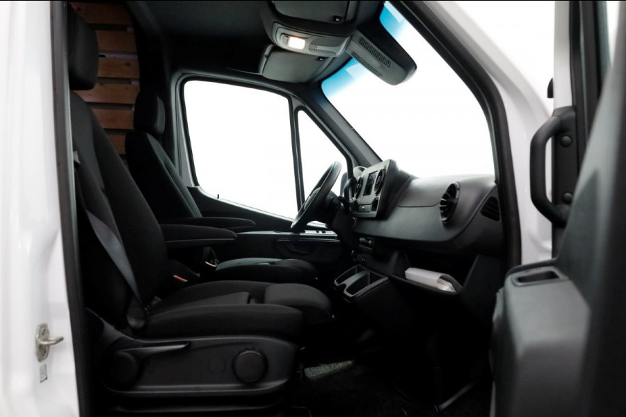Mercedes-Benz Sprinter 316 CDI 163pk 7G Automaat L2H2 4x4 ZG1 Airco/Camera/Trekhaak 2800kg 02-2022