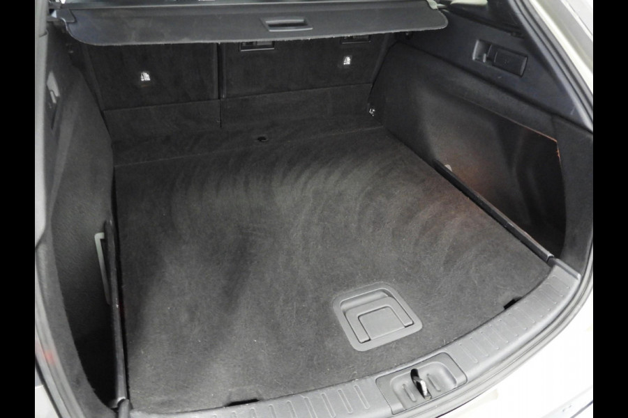 Toyota Corolla Touring Sports 1.8 Hybrid Business Plus NAVI-APP/CAMERA/VIRTUAL/LED/18"LMV!