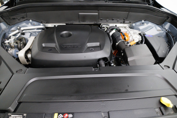 Volvo XC90 2.0 T8 Recharge AWD Ultimate Bright 456 PK Long range | 7 persoons! | Pano | Leer | Headup | All-season Harman Kardon, Stoel-, stuur- & achterbankverw, Elec. voorstoelen met geheugen, Pilot assist, 360 Camera