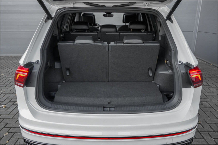 Volkswagen Tiguan Allspace 1.5 TSI R-Line 7-Pers Pano Camera 19"