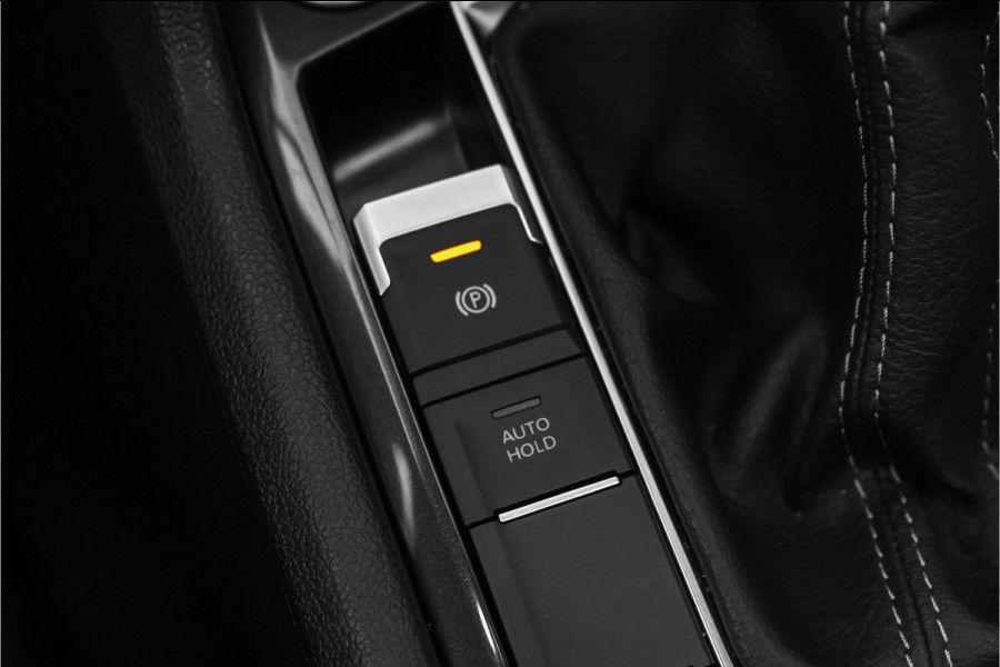 Volkswagen Tiguan Allspace 1.5 TSI R-Line 7-Pers Pano Camera 19"