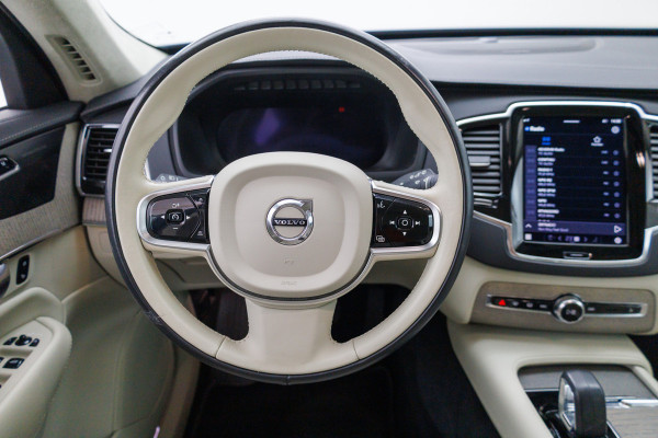 Volvo XC90 2.0 T8 Recharge AWD Ultimate Bright 456 PK Long range | 7 persoons! | Pano | Leer | Headup | All-season Harman Kardon, Stoel-, stuur- & achterbankverw, Elec. voorstoelen met geheugen, Pilot assist, 360 Camera