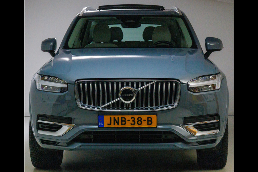 Volvo XC90 2.0 T8 Recharge AWD Ultimate Bright 456 PK Long range | 7 persoons! | Pano | Leer | Headup | All-season Harman Kardon, Stoel-, stuur- & achterbankverw, Elec. voorstoelen met geheugen, Pilot assist, 360 Camera
