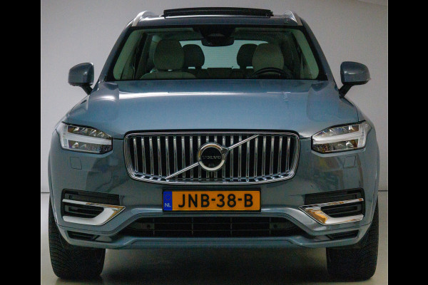 Volvo XC90 2.0 T8 Recharge AWD Ultimate Bright 456 PK Long range | 7 persoons! | Pano | Leer | Headup | All-season Harman Kardon, Stoel-, stuur- & achterbankverw, Elec. voorstoelen met geheugen, Pilot assist, 360 Camera