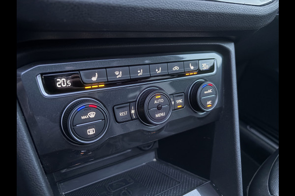 Volkswagen Tiguan Allspace 1.5 TSI Highline Business R 7p. | Pano | Elektrische Trekhaak | Memory Stoelen | Leer