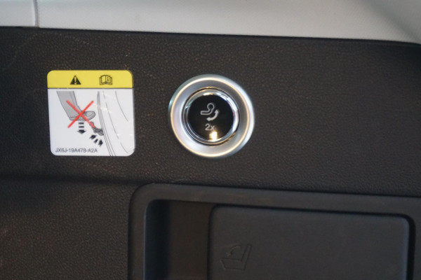 Ford FOCUS Wagon 1.0 125PKEcoB.Hybrid Titanium X Business/Trekhaak/ Parkeerpakket/Digi Dashboard.