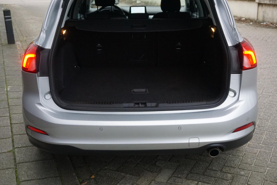 Ford FOCUS Wagon 1.0 125PKEcoB.Hybrid Titanium X Business/Trekhaak/ Parkeerpakket/Digi Dashboard.