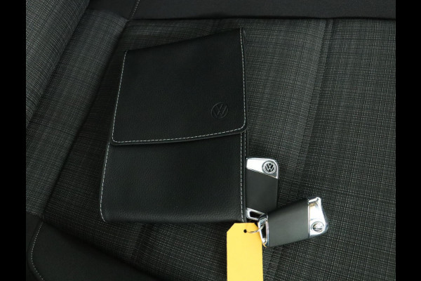 Volkswagen Passat Variant 1.5 TSI Business|Pano|Stoelverwarming|Keyless