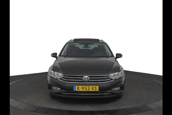 Volkswagen Passat Variant 1.5 TSI Business|Pano|Stoelverwarming|Keyless