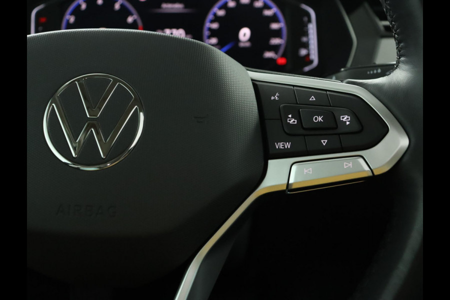 Volkswagen Passat Variant 1.5 TSI Business|Pano|Stoelverwarming|Keyless