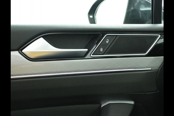 Volkswagen Passat Variant 1.5 TSI Business|Pano|Stoelverwarming|Keyless